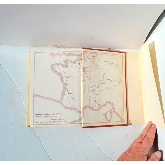 Holy Week, Vintage by‎ Louis Aragon 1960s Vintage Hardcover Book - Picture 7 of 8